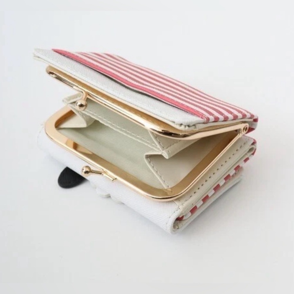 Sanrio NWT Pochacco Face Flap Wallet W/KissLock - Picture 2 of 11
